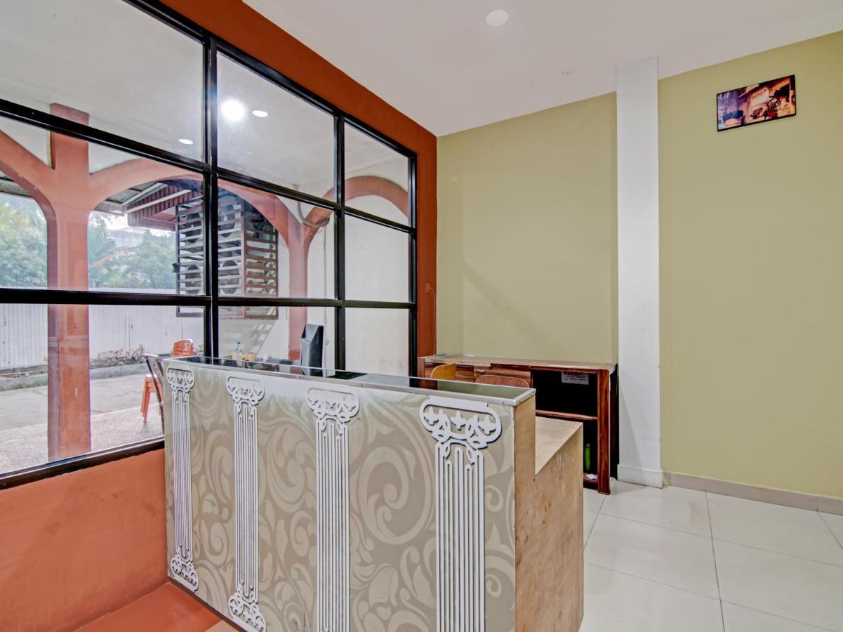 Oyo 90674 Syukran Syariah Hotel