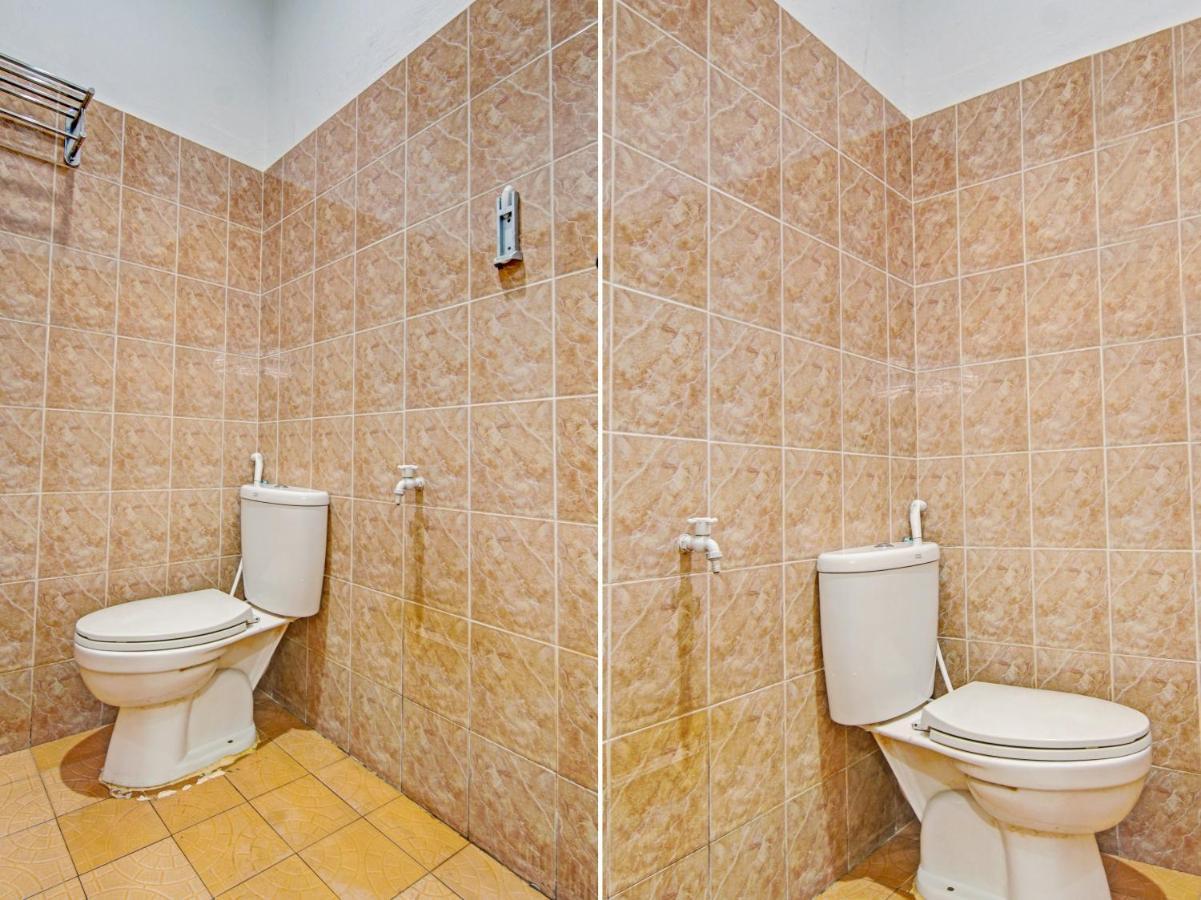 Oyo 90674 Syukran Syariah Hotel 2*