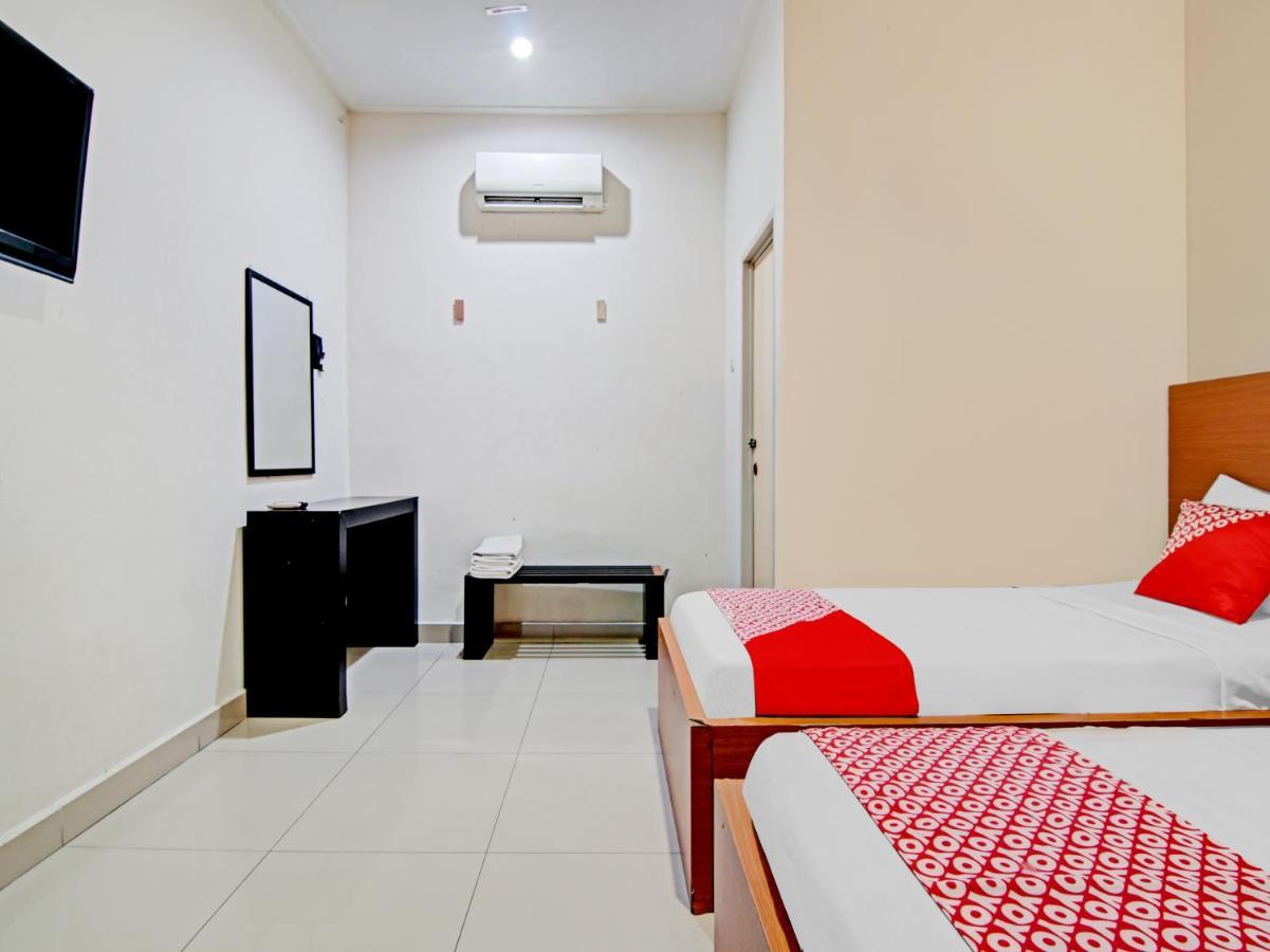 Hotel Oyo 90674 Syukran Syariah Pekanbaru